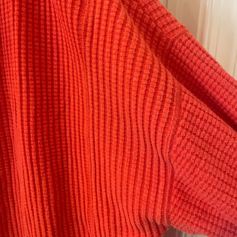 American Eagle Outfitters V-Neck Sweater - Bright Red - Picture 4 of 4